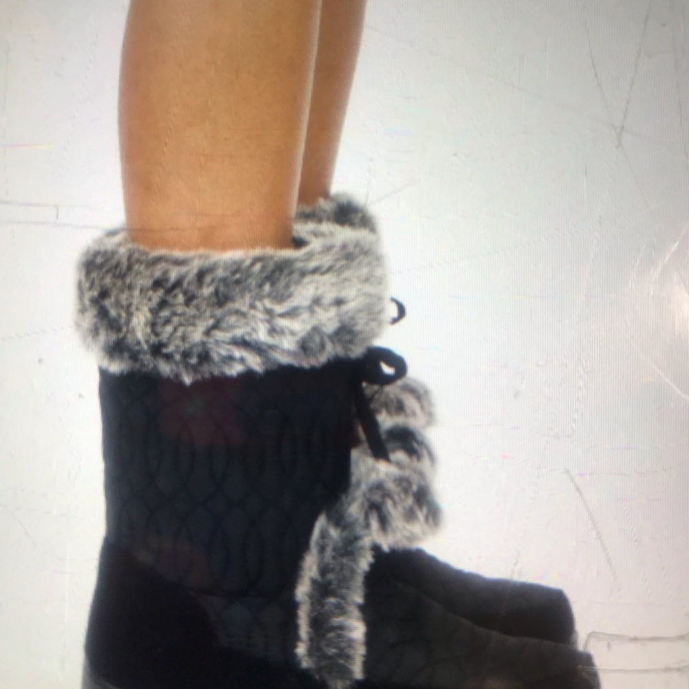 Shose - Picture 6 of 7